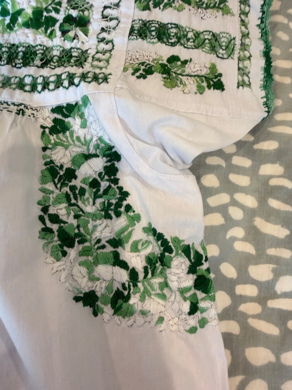 White Blouse with Green Floral Embroidery - Picture 7 of 9